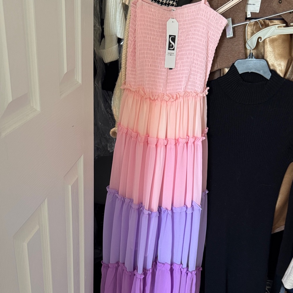 Chic Gradient Maxi Dress in Pink and Purple